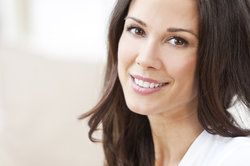 Tips to Guide Patients Through a Smooth Recovery from Facelift Surgery